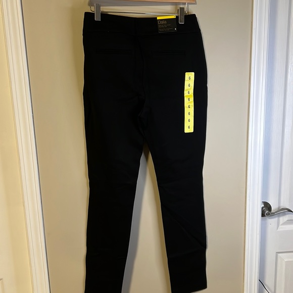 Dalia Women's Pull On Ponte Pant - Picture 8 of 12